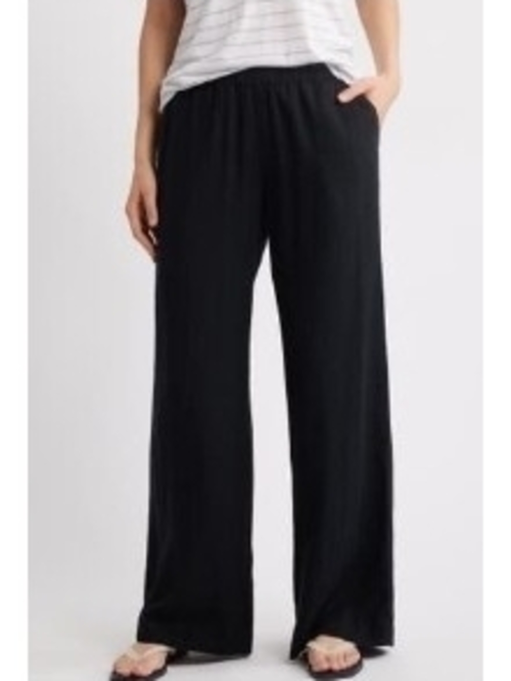 Relaxed Wide-Leg Pull-On Pants in Black